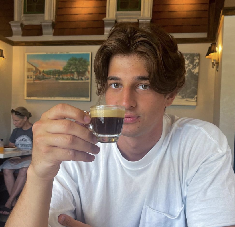 Gen-Z Making Big Bucks From Dropshipping