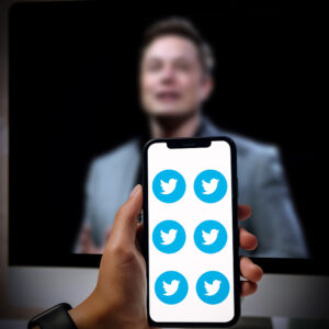 Why Elon Musk’s Digital Town Square Model for Twitter Remains Elusive