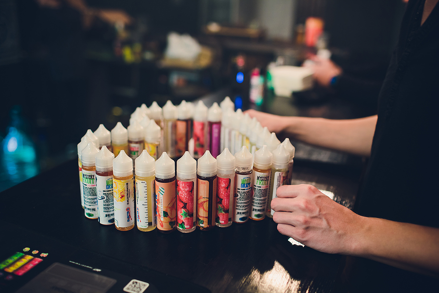 Trump Has Fewer Than 30 Days to Keep Promise on Flavored Vapes